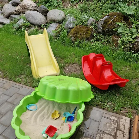 Viktoria シャレー *